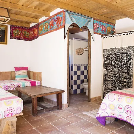 El Refugio De Alamut 2*